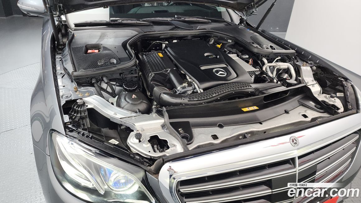 Mercedes-Benz E-Class 2020