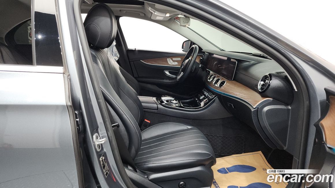 Mercedes-Benz E-Class 2020