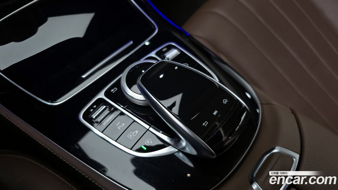 Mercedes-Benz E-Class 2020