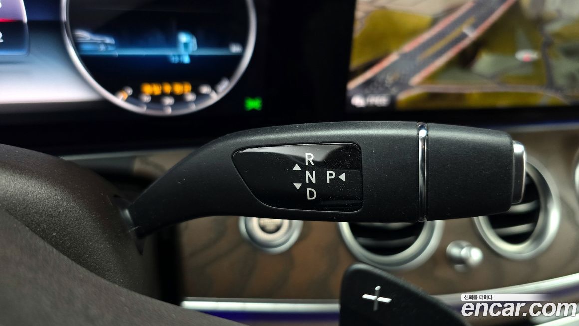 Mercedes-Benz E-Class 2020