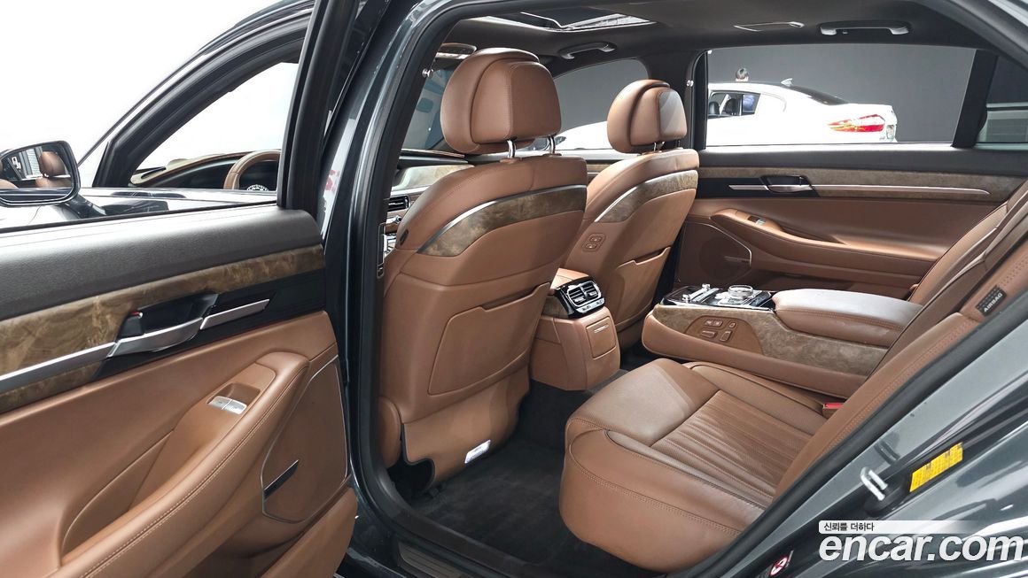 Genesis G90 2019