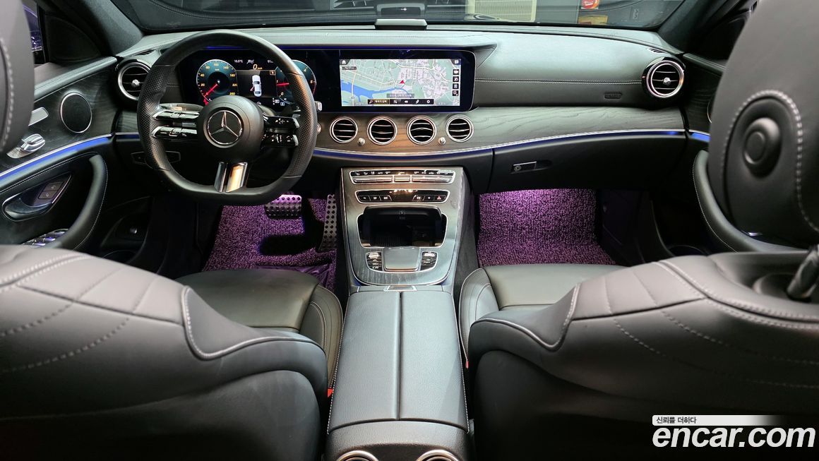 Mercedes-Benz E-Class 2021