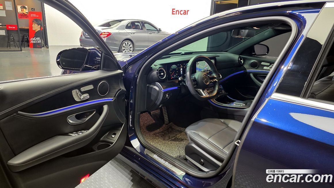 Mercedes-Benz E-Class 2021