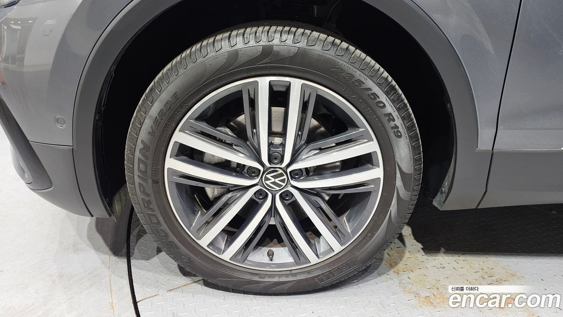 Volkswagen Tiguan 2024