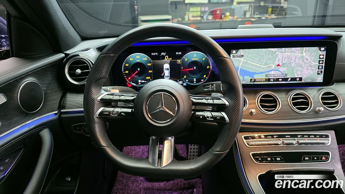 Mercedes-Benz E-Class 2021