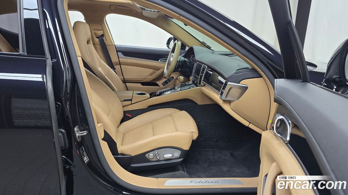 Porsche Panamera 2016