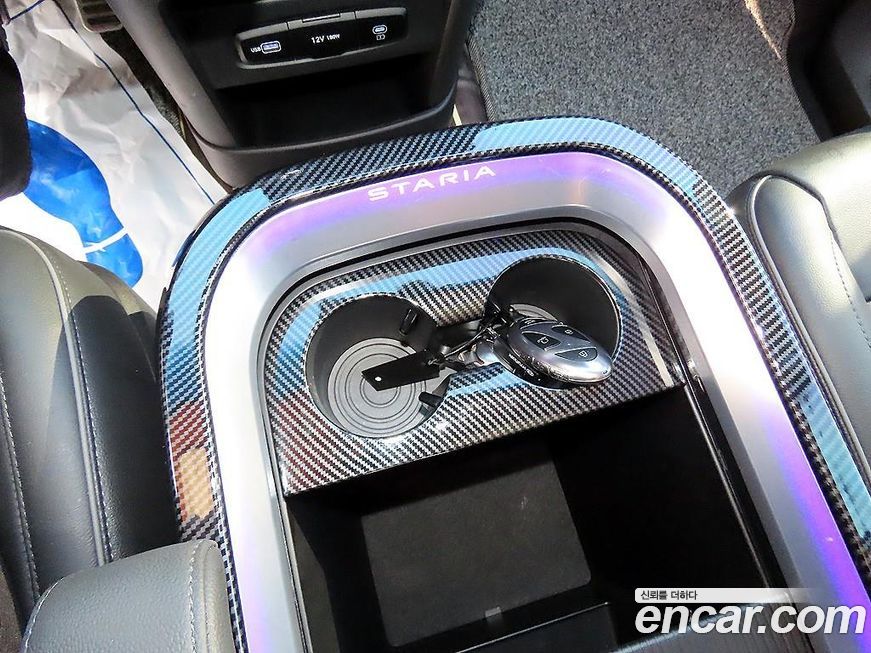 Hyundai Staria 2025