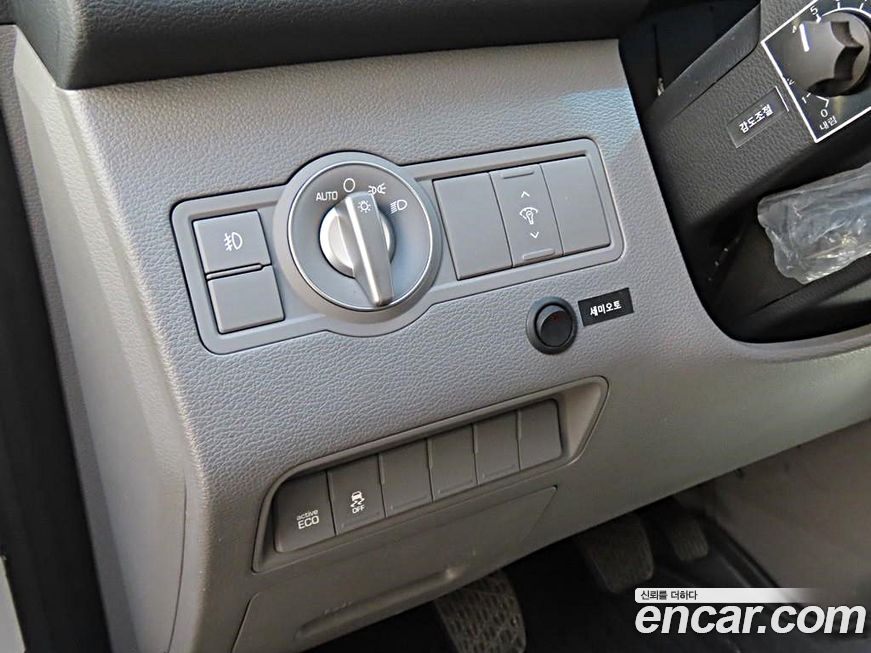 Hyundai Solati 2016