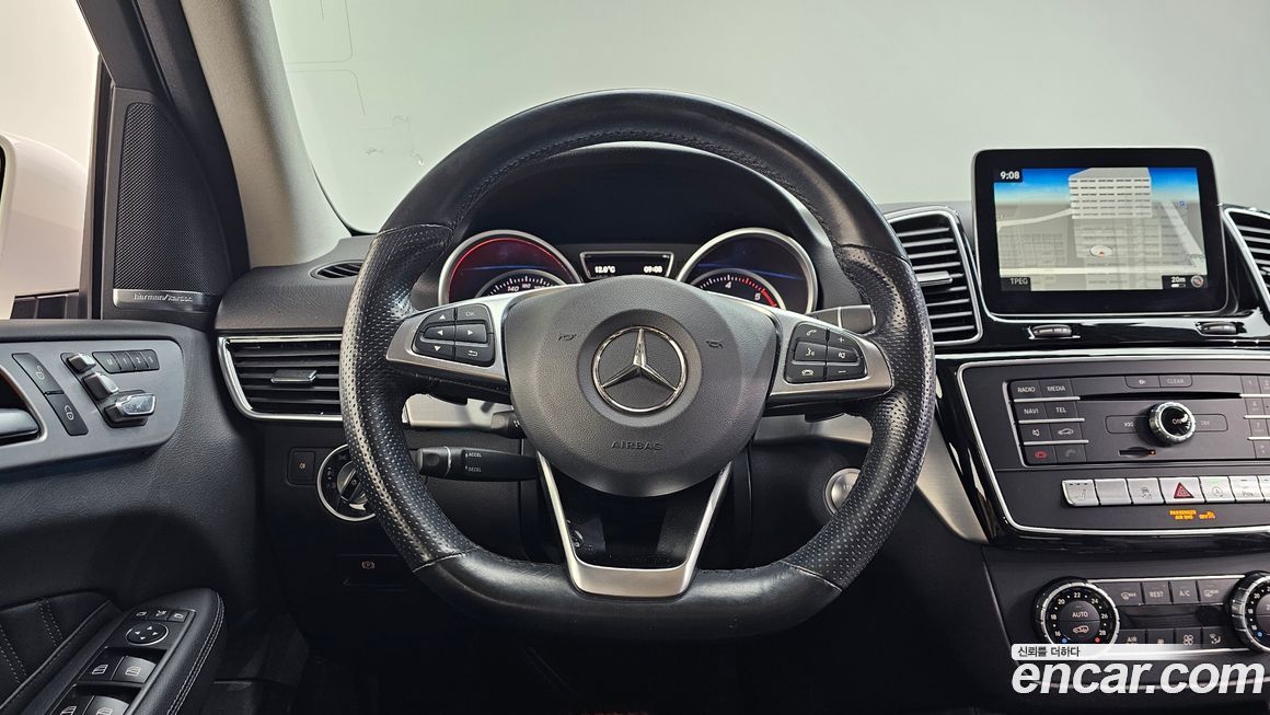 Mercedes-Benz GLE-Class 2018