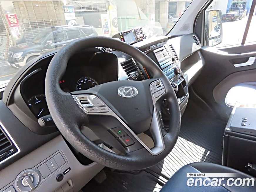 Hyundai Solati 2016