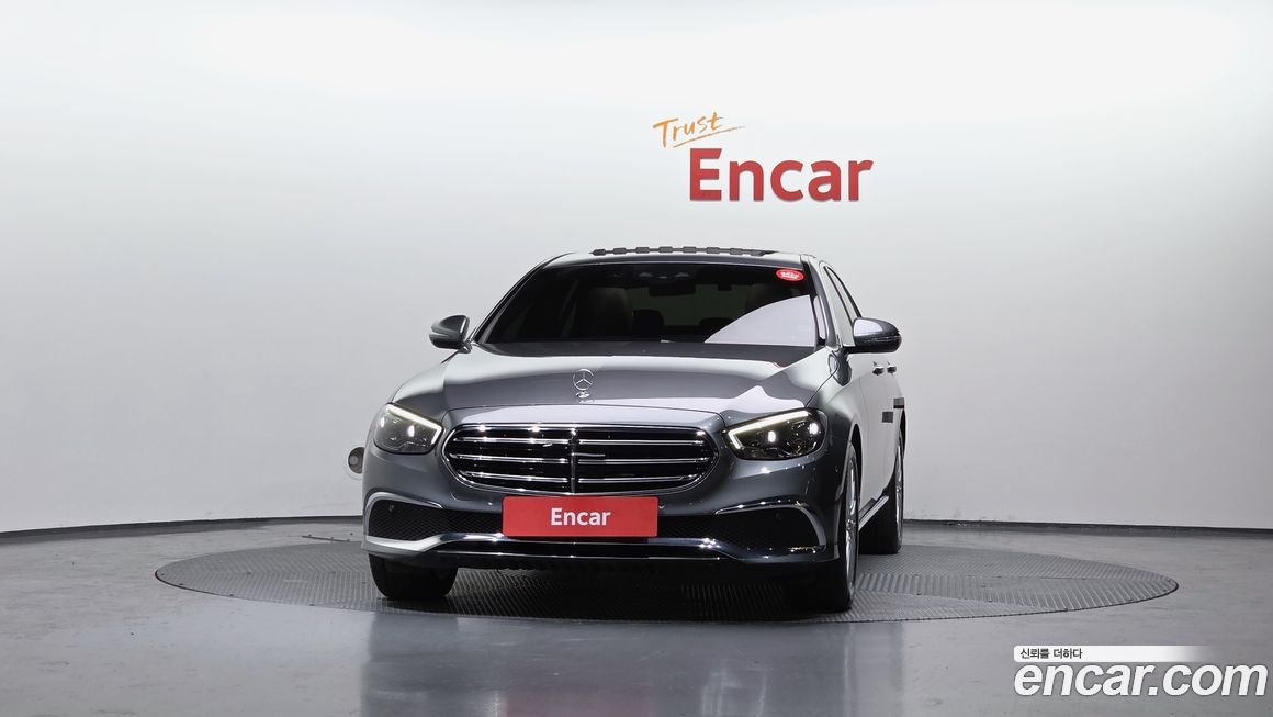 Mercedes-Benz E-Class 2021