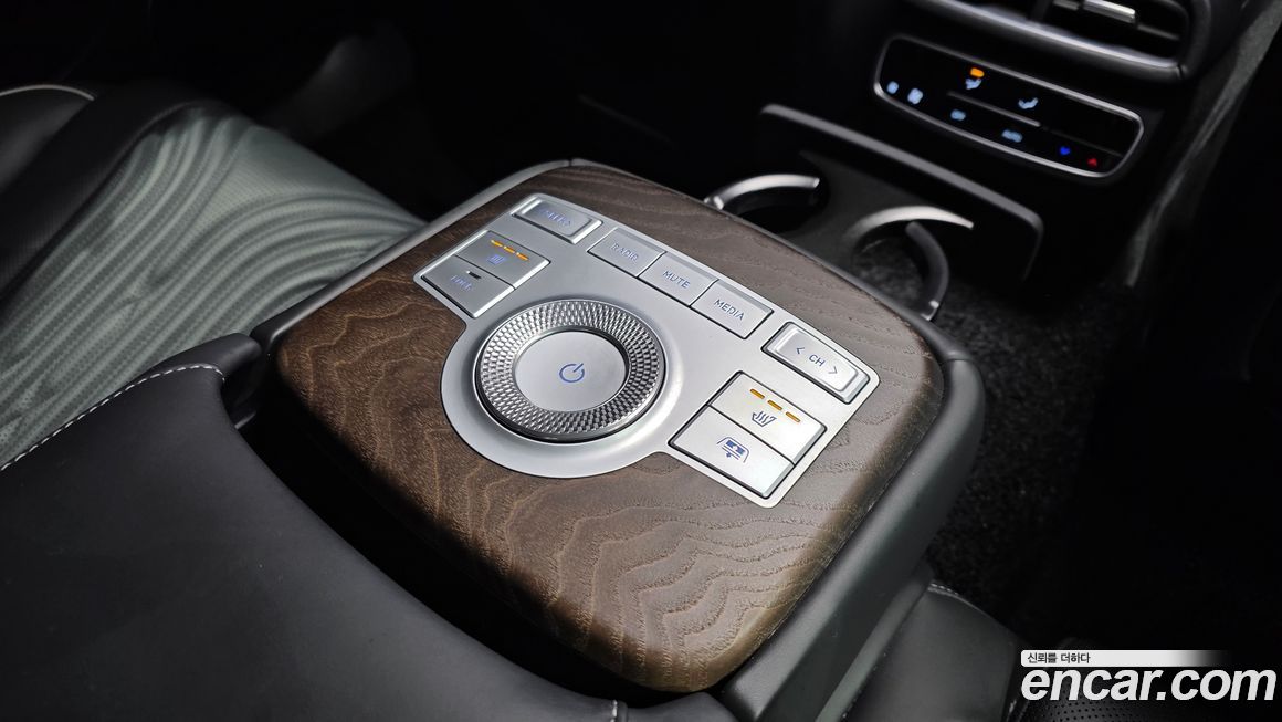 Genesis G80 2021