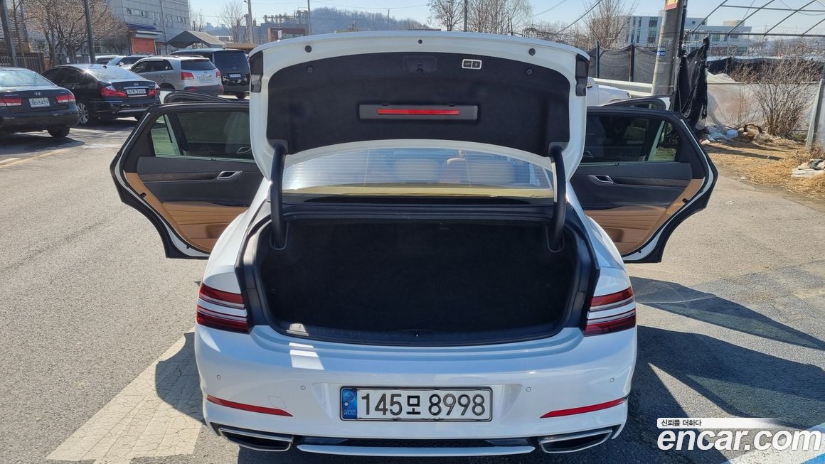 Genesis G80 2021