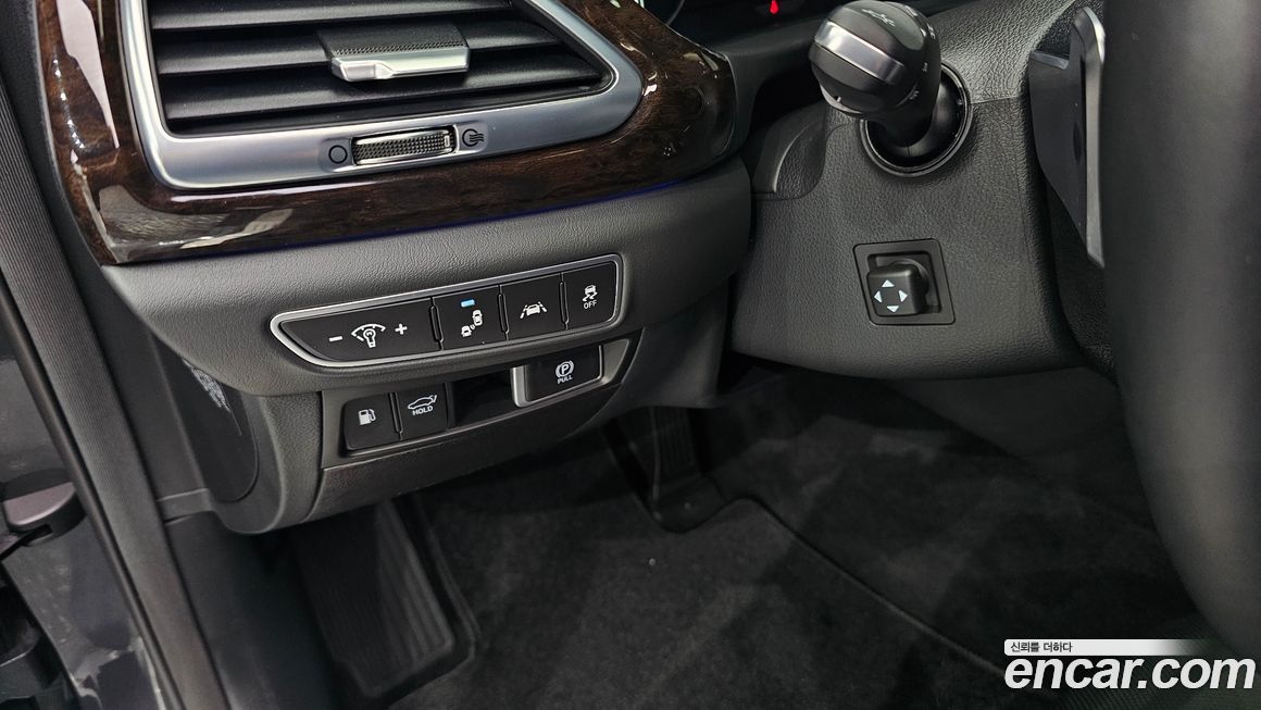 Genesis G90 2021