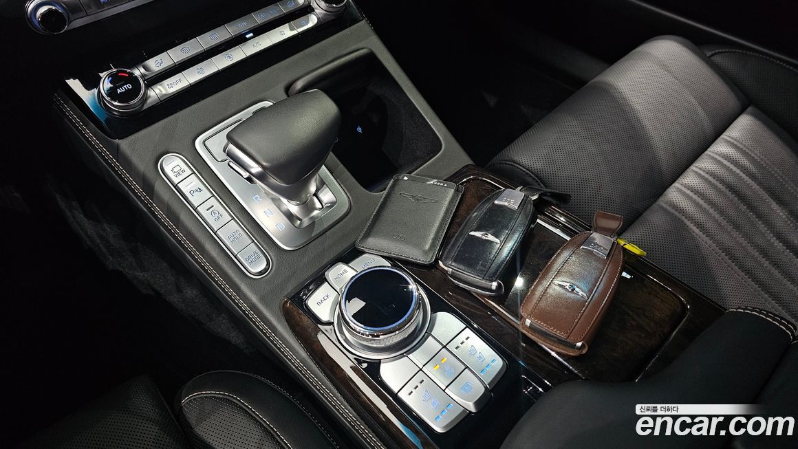 Genesis G90 2021
