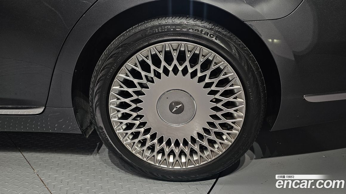 Genesis G90 2021