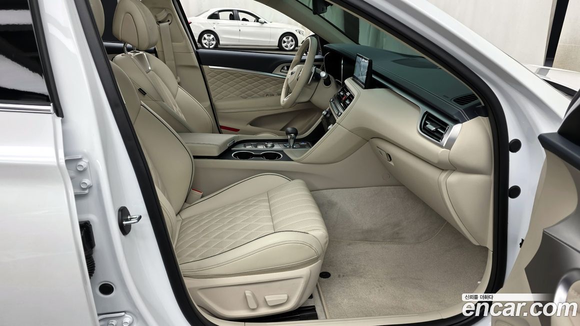Genesis G70 2025