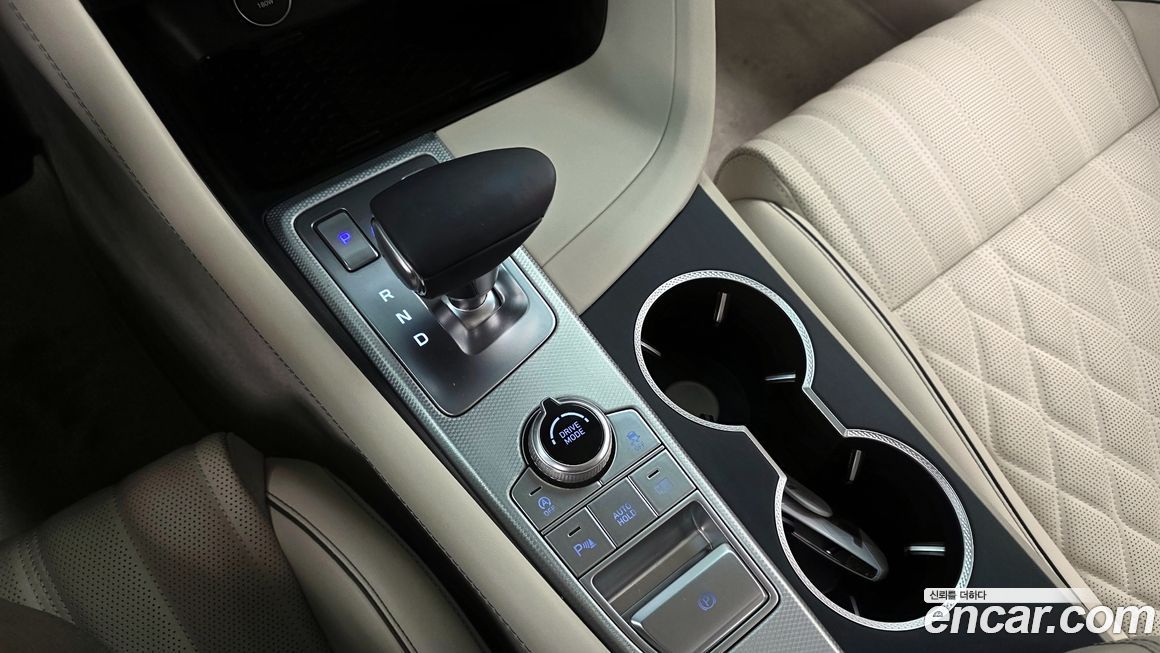 Genesis G70 2025