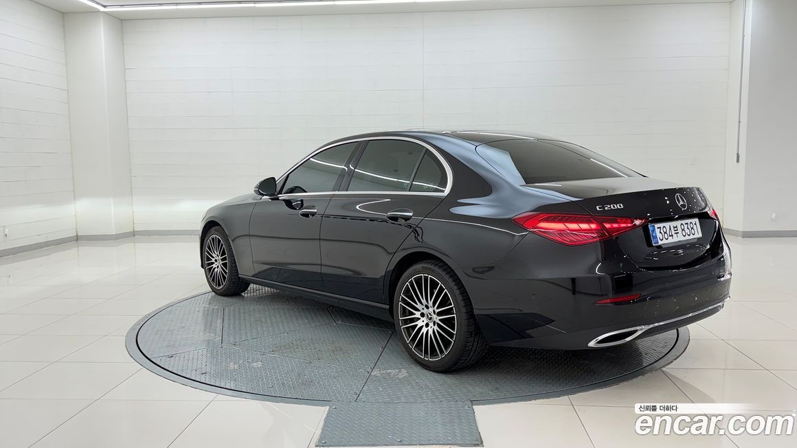 Mercedes-Benz C-Class 2023