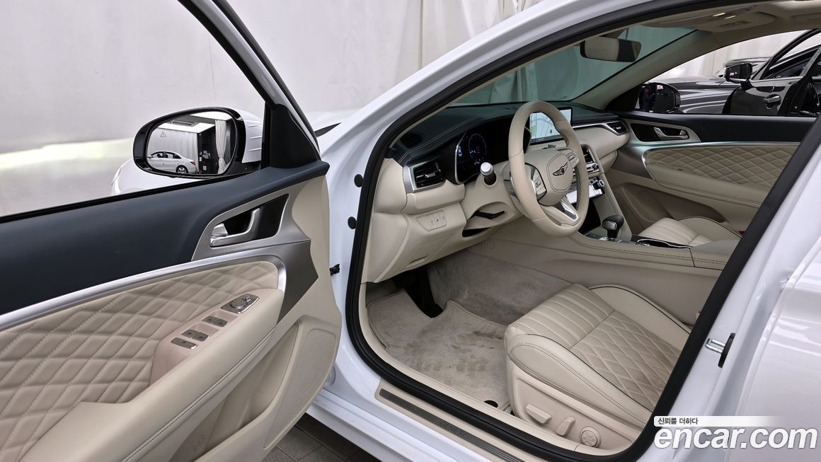 Genesis G70 2025