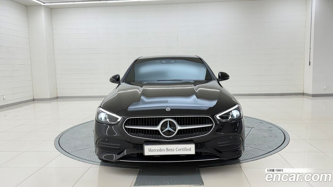 Mercedes-Benz C-Class 2023