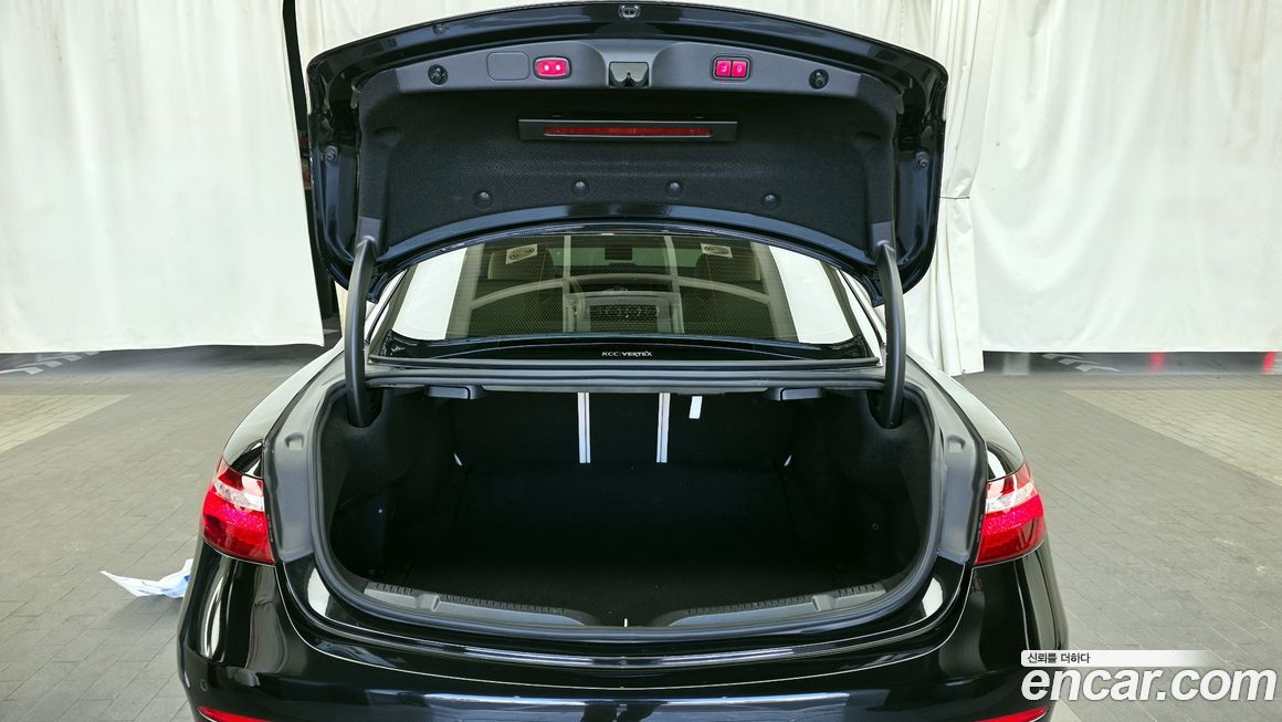 Mercedes-Benz E-Class 2019