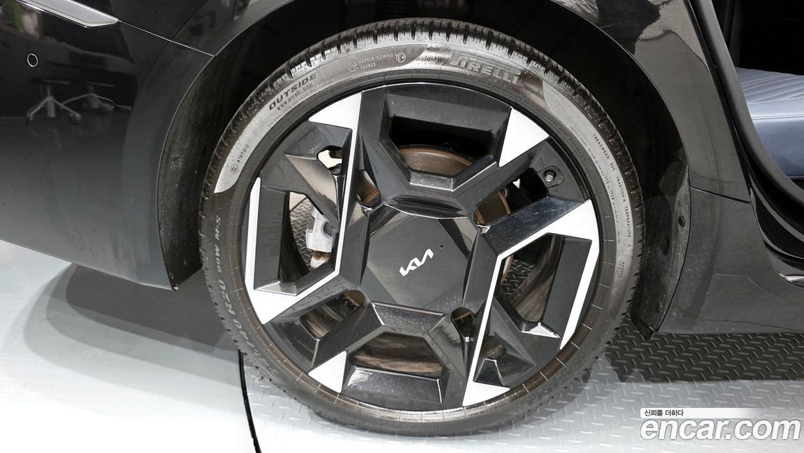 Kia K8 2025
