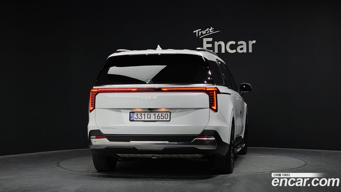 Kia Canival 2025