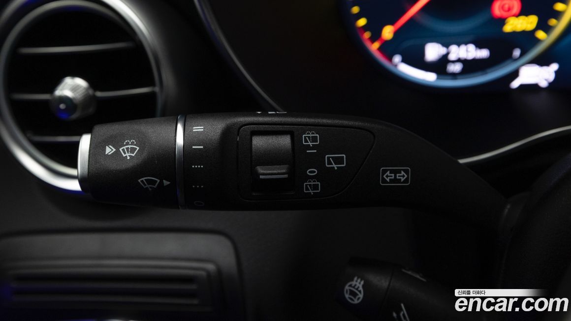 Mercedes-Benz GLC-Class 2022