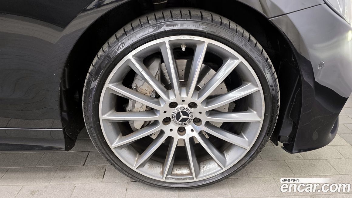 Mercedes-Benz E-Class 2019