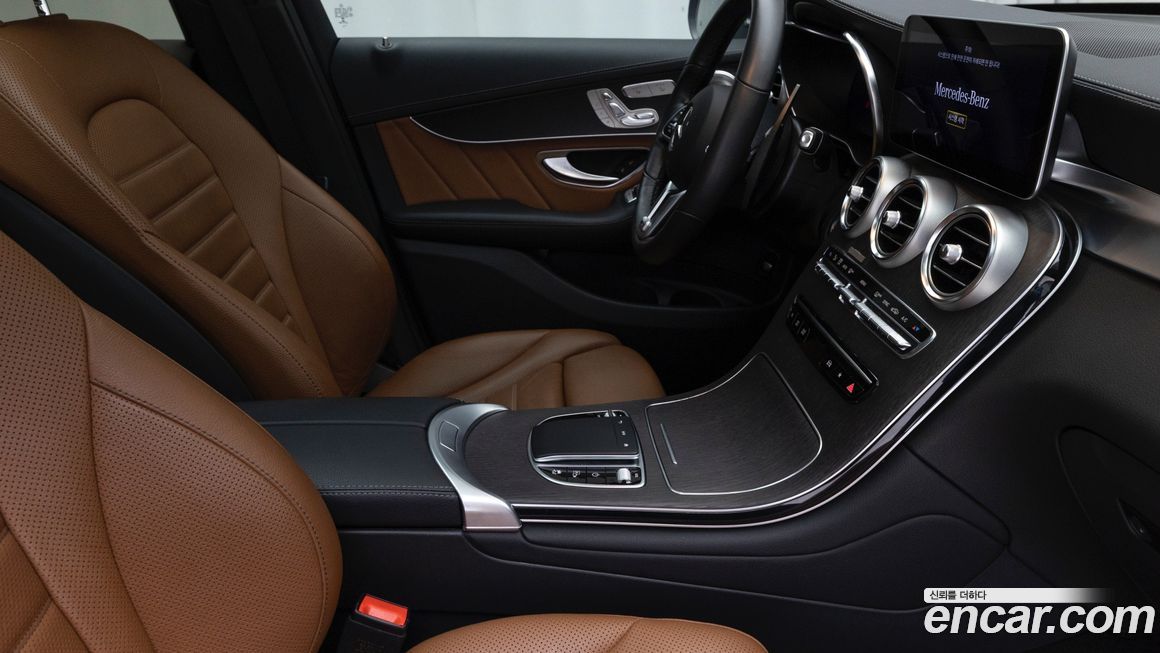 Mercedes-Benz GLC-Class 2022