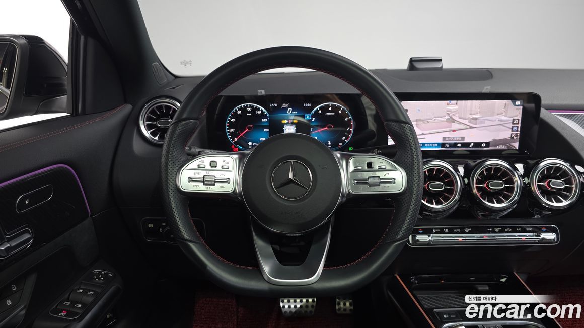 Mercedes-Benz GLA-Class 2023