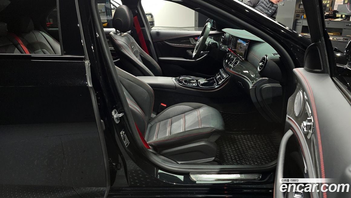 Mercedes-Benz E-Class 2020
