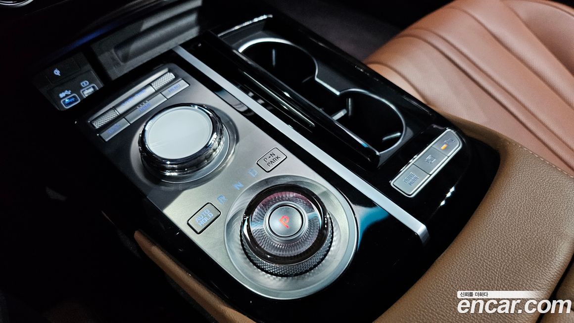 Genesis G80 2023