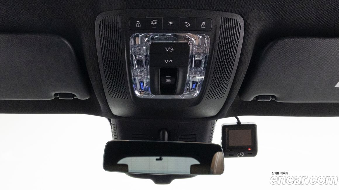 Mercedes-Benz GLB-Class 2025