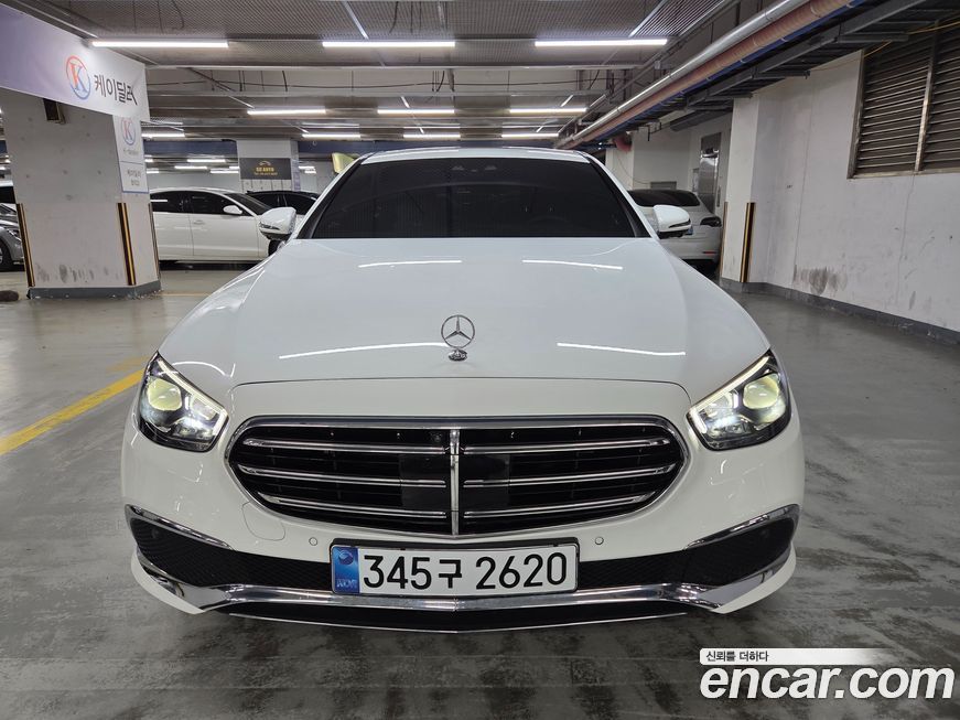 Mercedes-Benz E-Class 2023