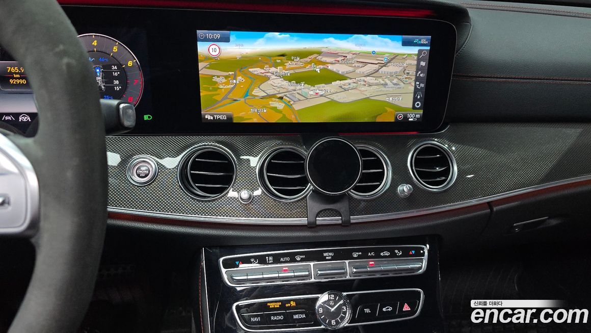 Mercedes-Benz E-Class 2020