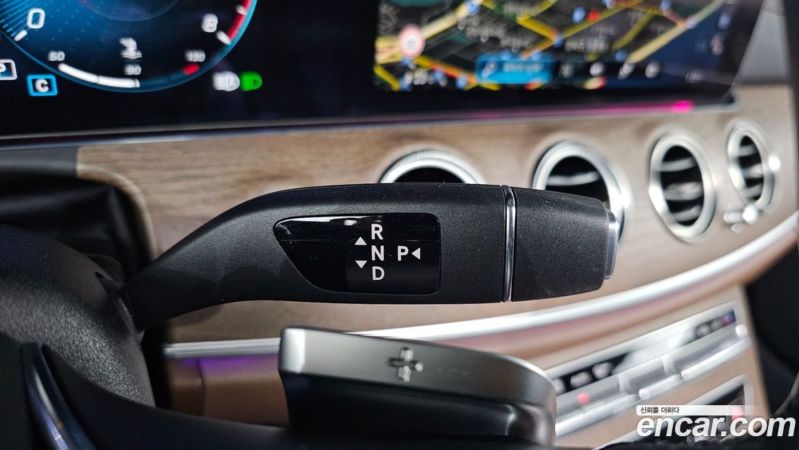 Mercedes-Benz E-Class 2023