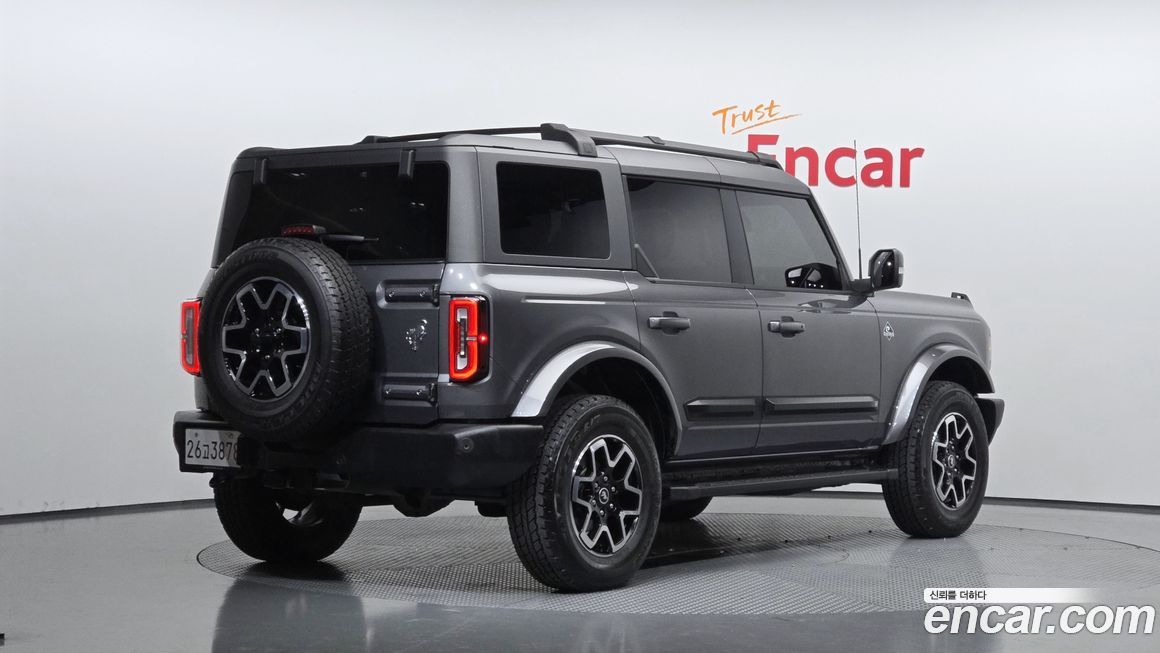 Ford Bronco 2022