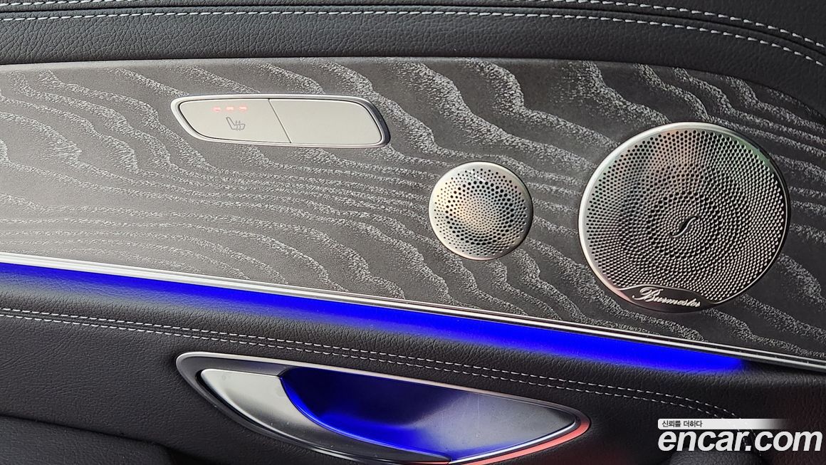 Mercedes-Benz E-Class 2022