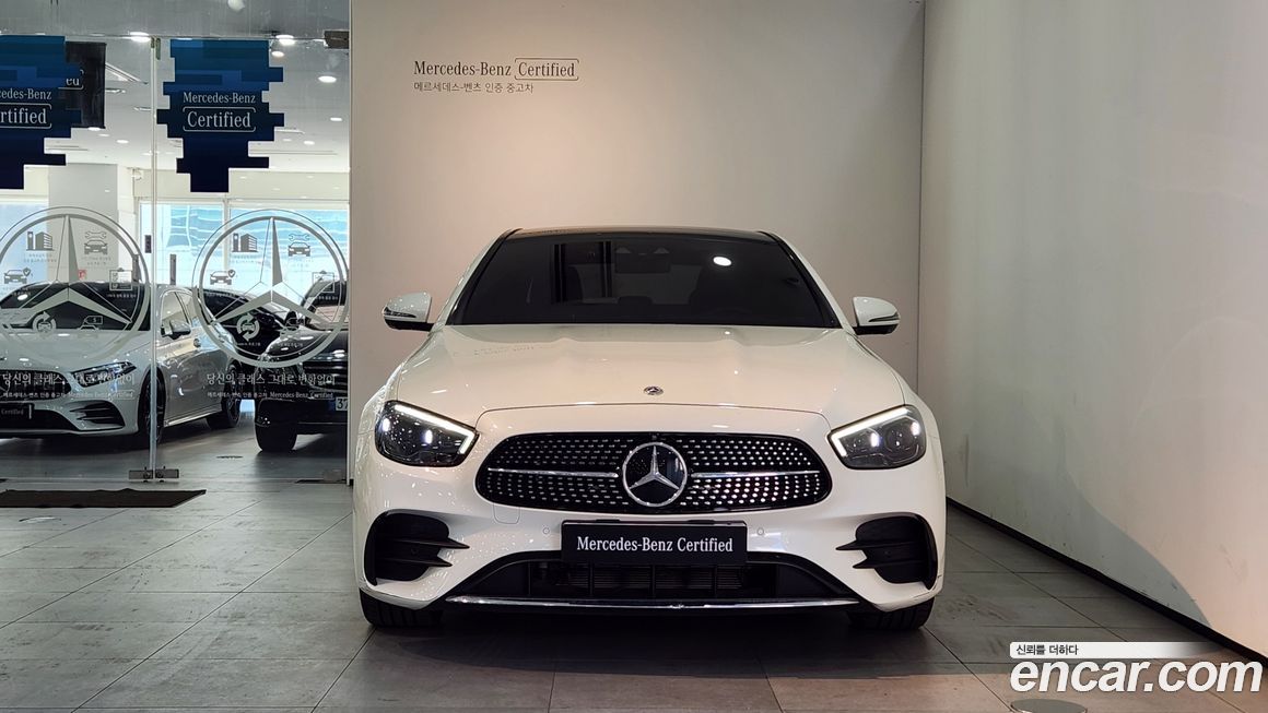 Mercedes-Benz E-Class 2022