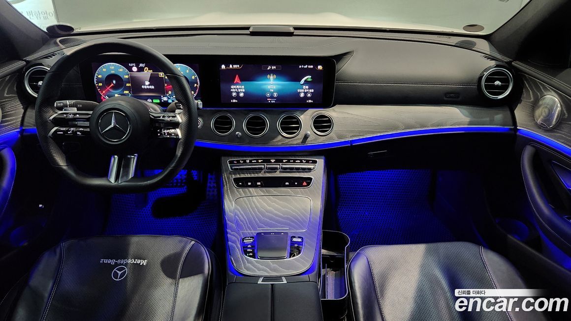 Mercedes-Benz E-Class 2022