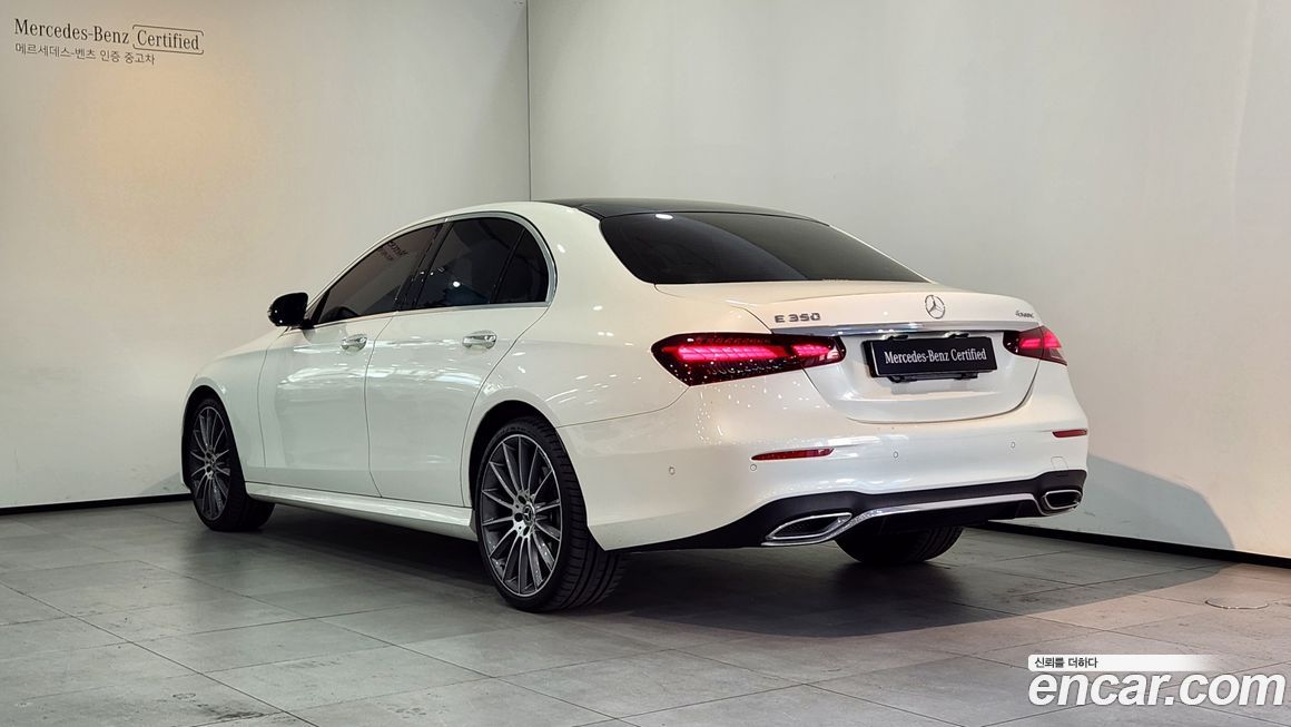 Mercedes-Benz E-Class 2022