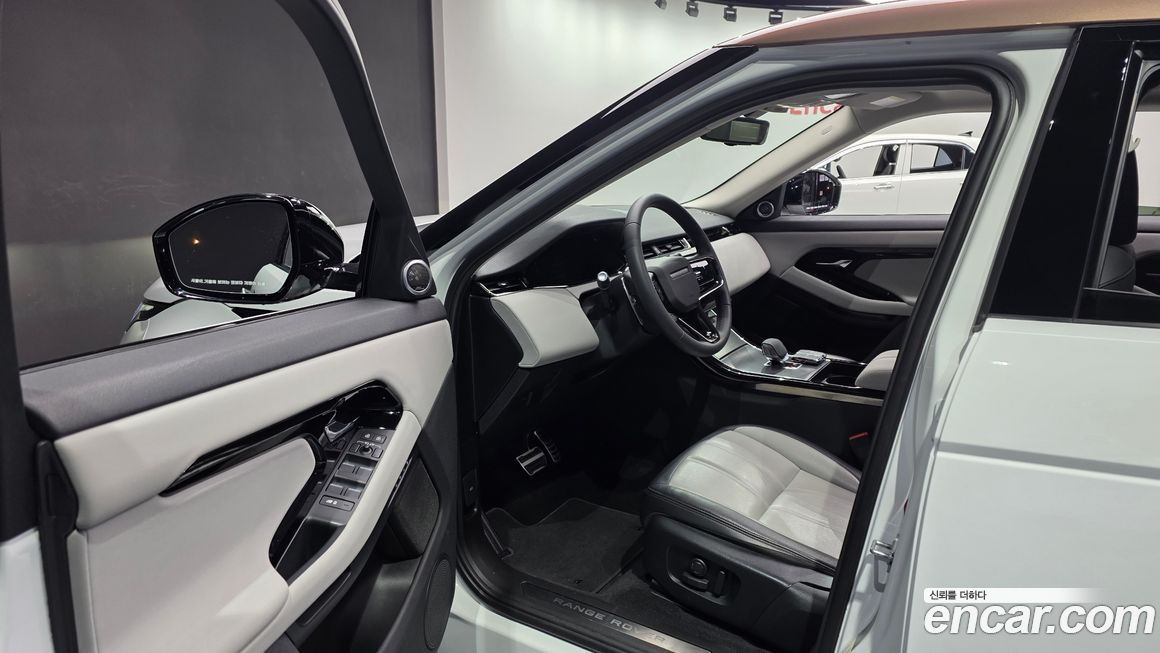 Land Rover Range Rover Evoque 2024