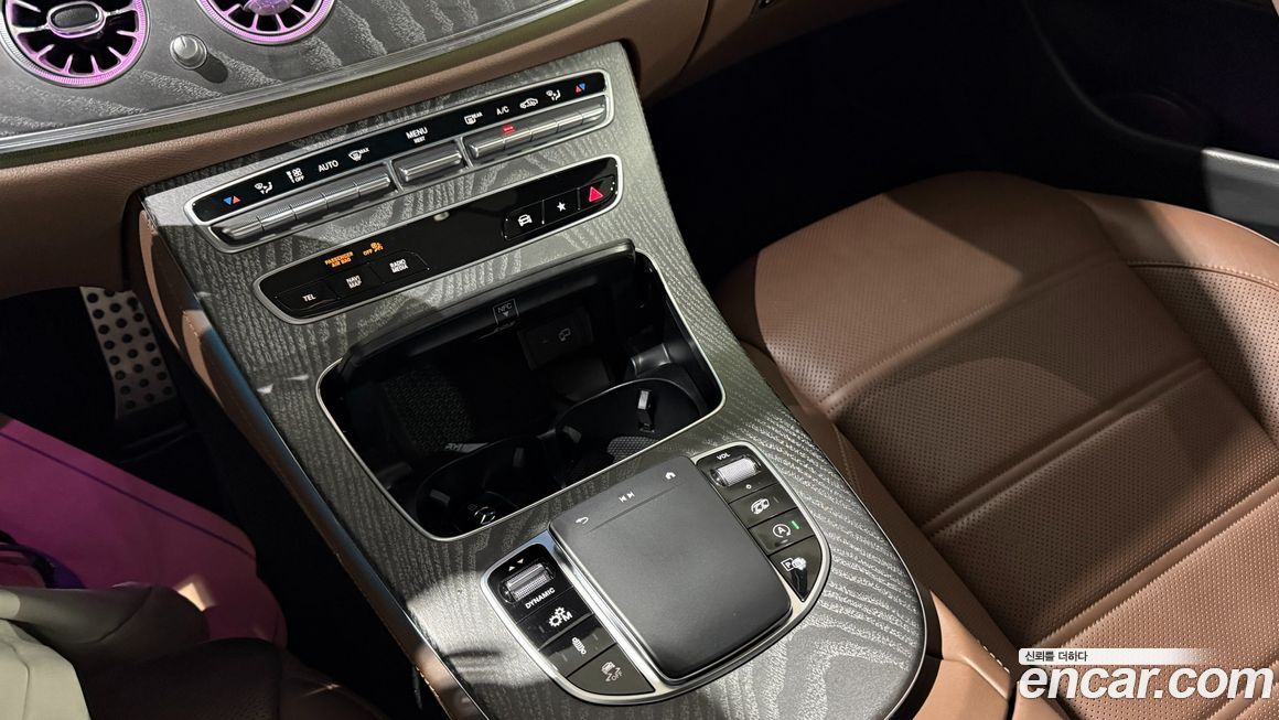 Mercedes-Benz E-Class 2023