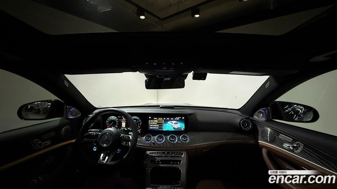 Mercedes-Benz E-Class 2023