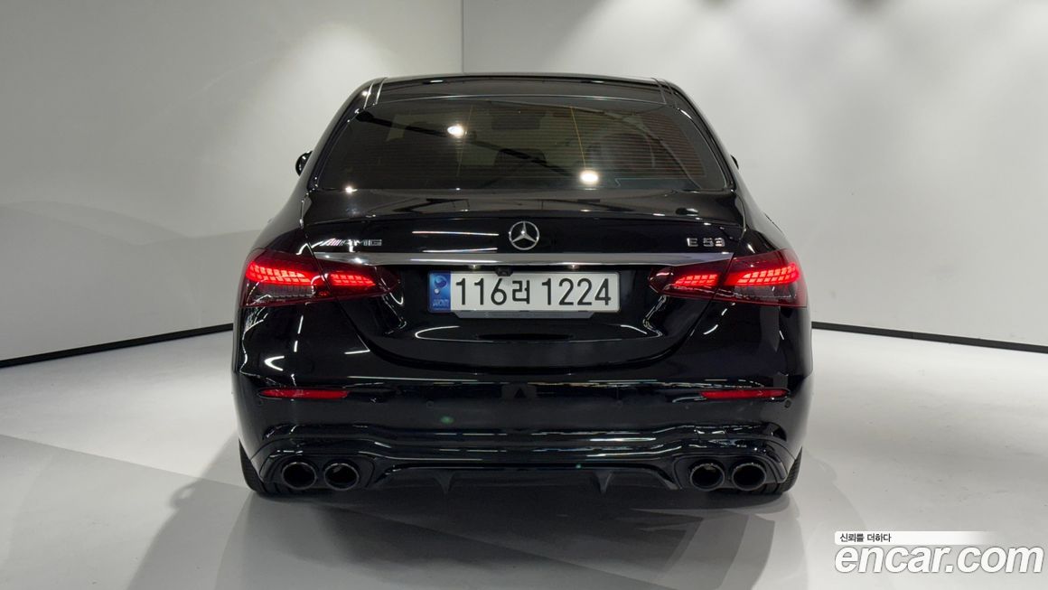 Mercedes-Benz E-Class 2023