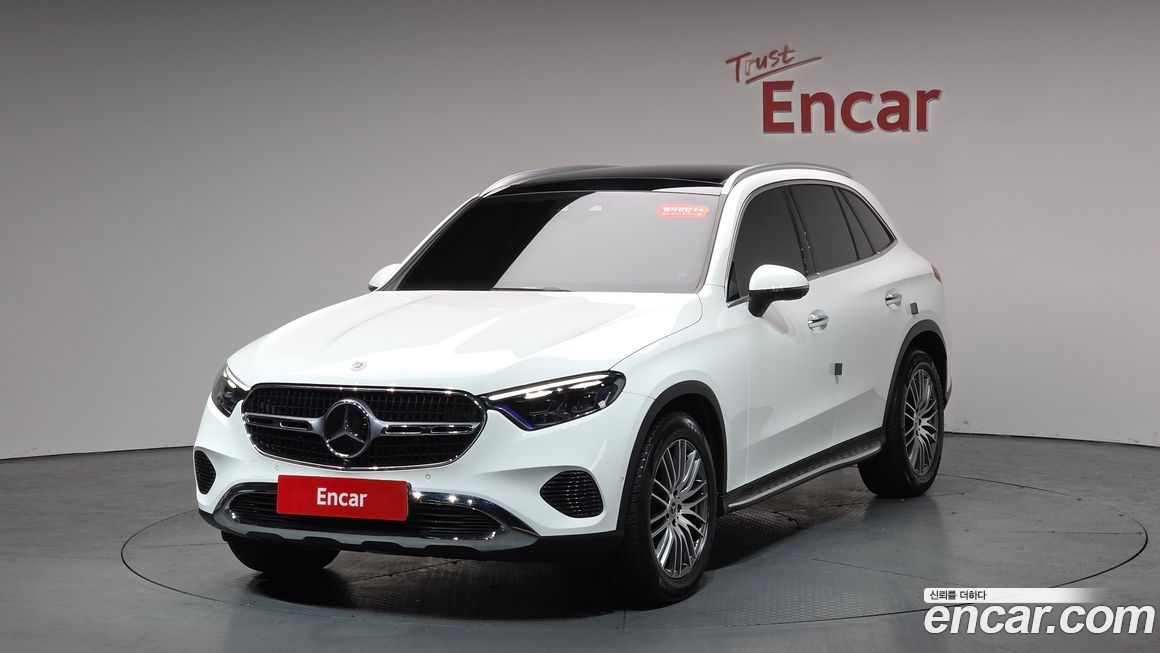 Mercedes-Benz GLC-Class 2025