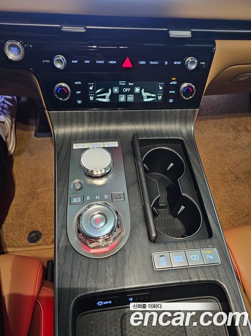 Genesis G80 2025