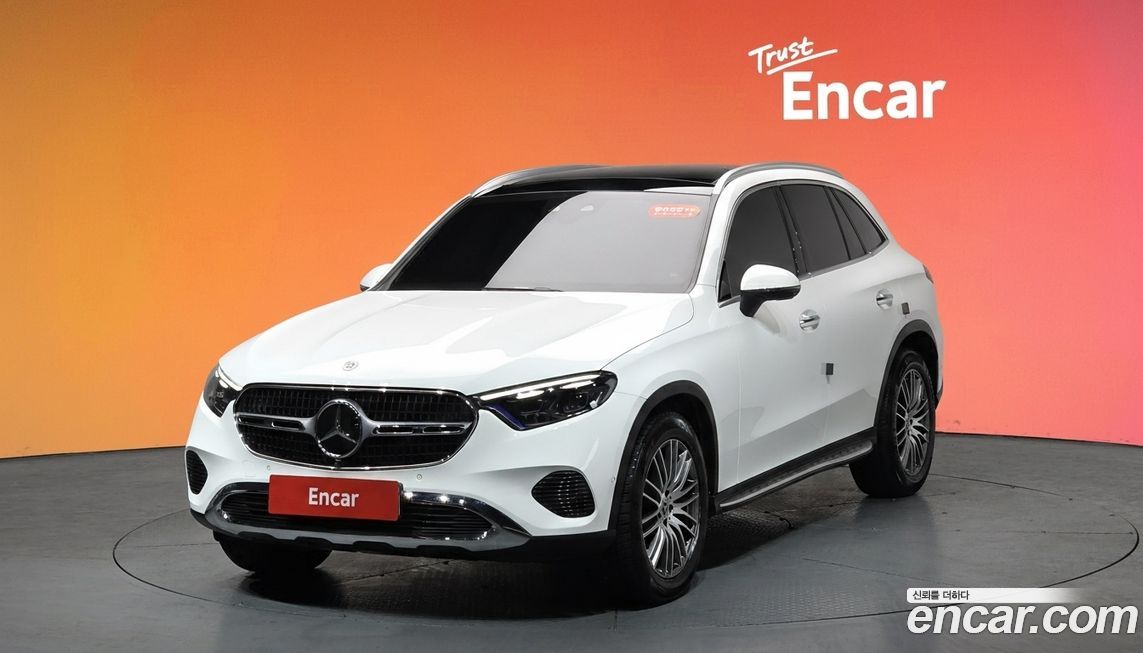 Mercedes-Benz GLC-Class 2025